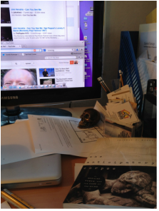 Living with my desk skull